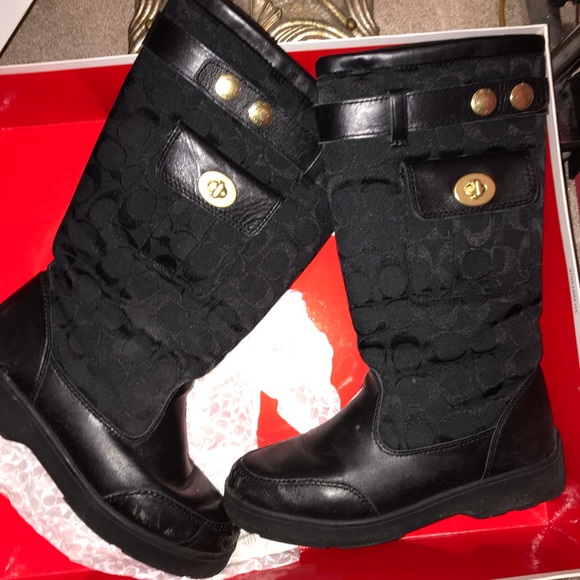 COPY - Signature Coach Boots - Picture 2 of 3